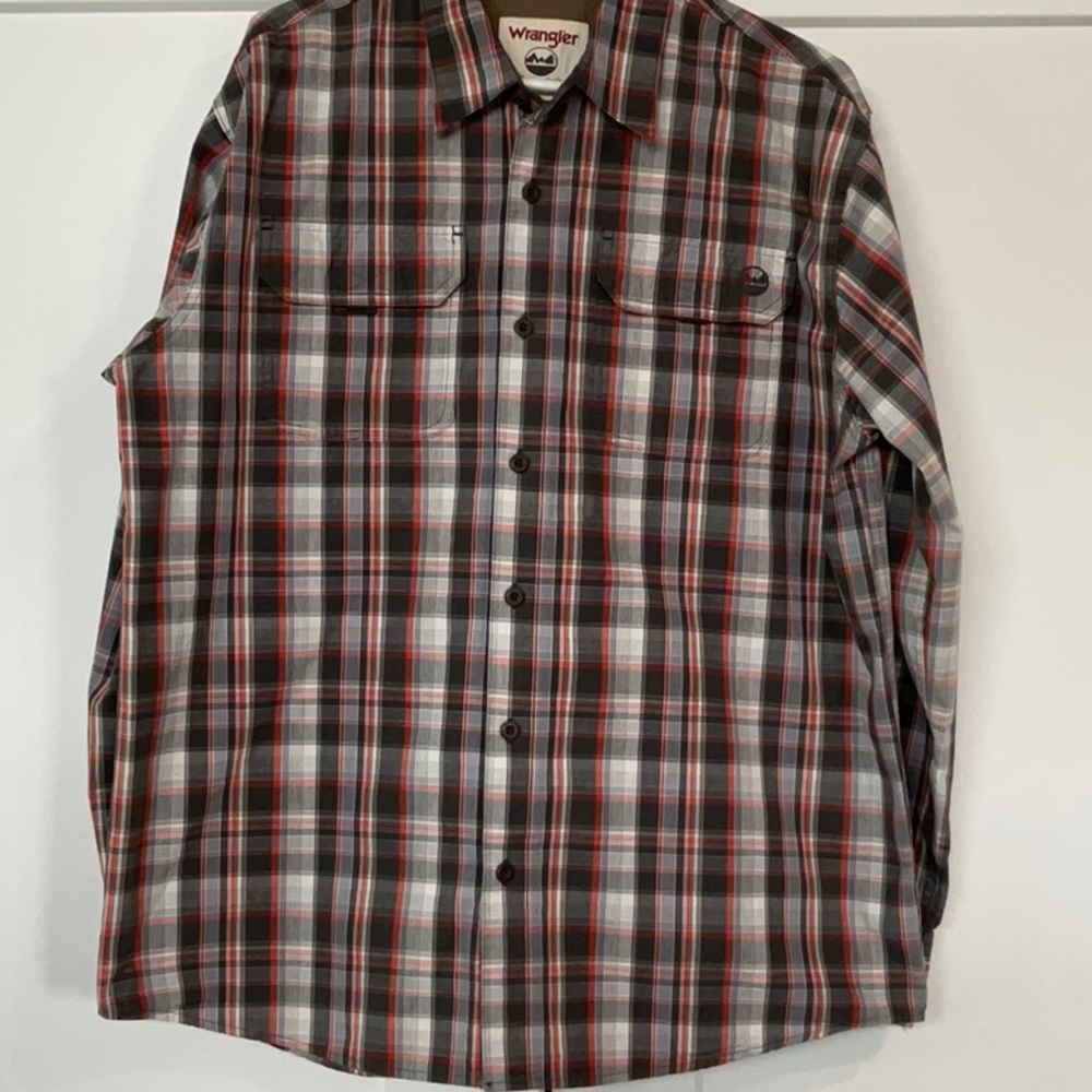 Heavy Cotton Wrangler shirt.